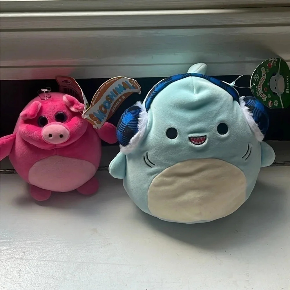 Squishmallow 8" Sharon The Earmuffs Blue Shark 6” Pink Pork Chop NWT - Picture 1 of 5